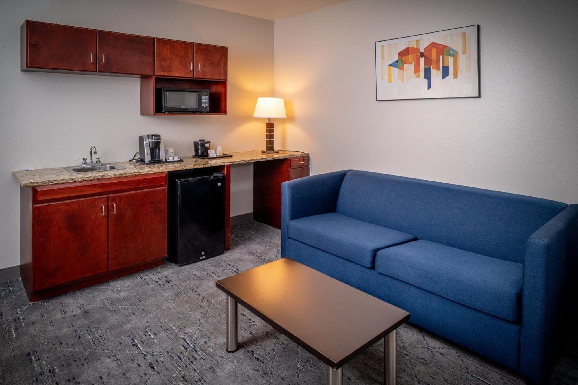 Holiday Inn Express & Suites Cross Lanes By Ihg Екстер'єр фото