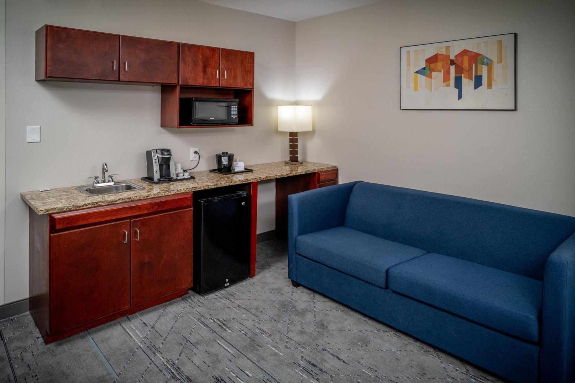 Holiday Inn Express & Suites Cross Lanes By Ihg Екстер'єр фото