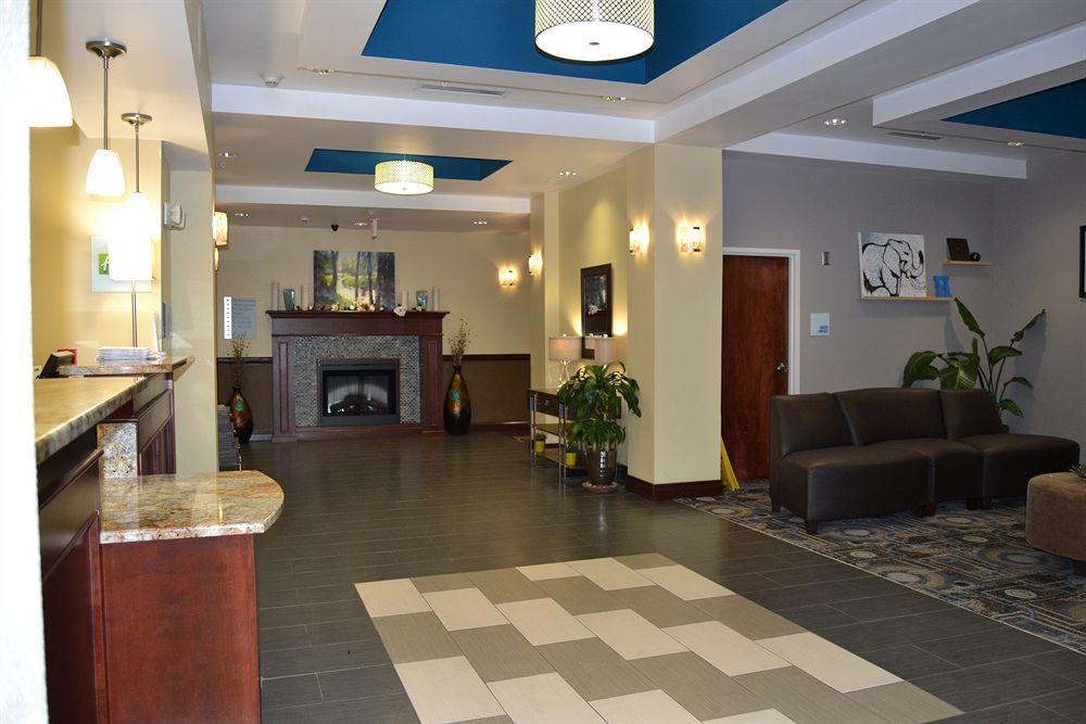 Holiday Inn Express & Suites Cross Lanes, An Ihg Hotel Екстер'єр фото